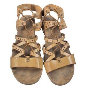 Bare Traps Tiffany Wedge Sandal Women's 9 Brown Tan